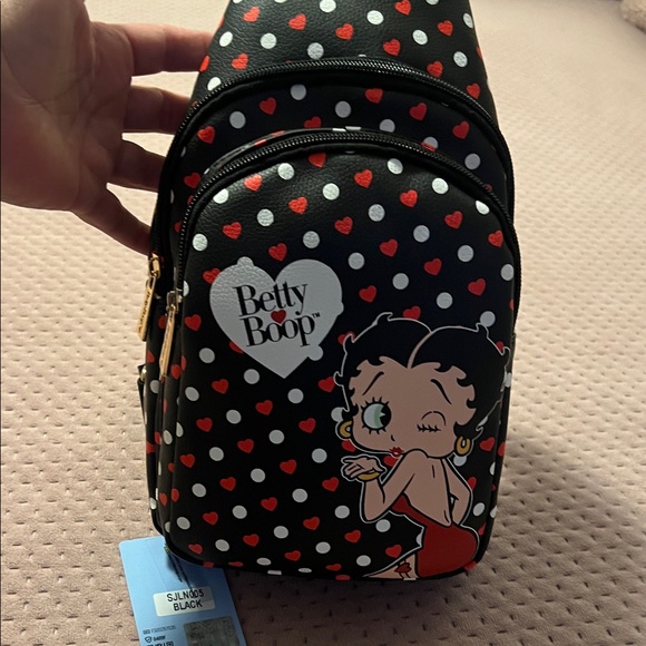 Betty Boop Black and Red Heart Sling Bag - Picture 3 of 7